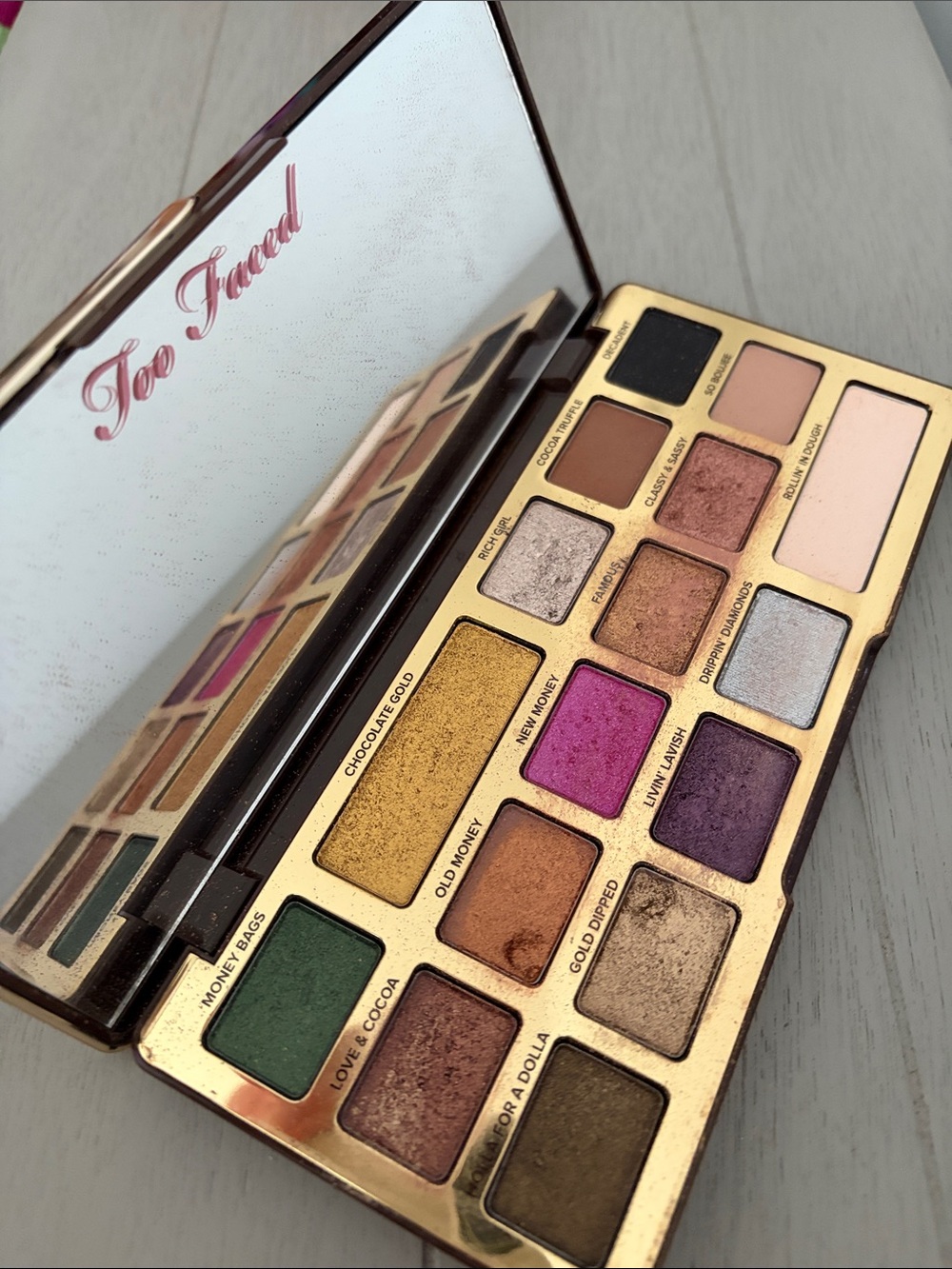 Makeup Palette (Too Faced Chocolate Gold)
